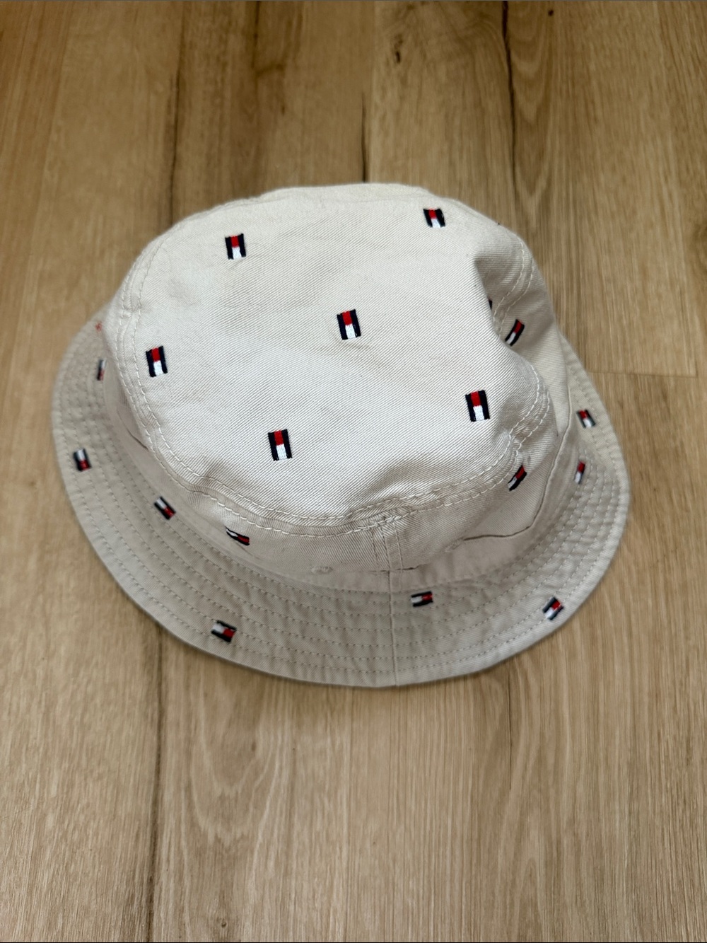 Tommy Hilfiger Kids (or Women’s Small) Reversible Bucket Hat